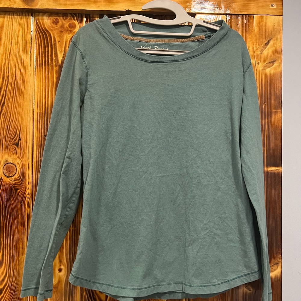 North River outfitters long sleeve size L